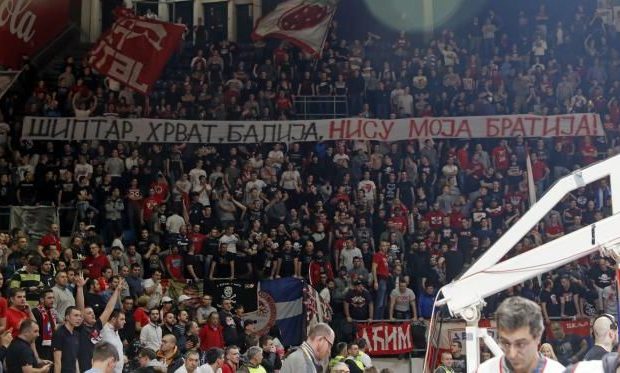 Omic, señalado por los hinchas radicales de su equipo: Estrella Roja