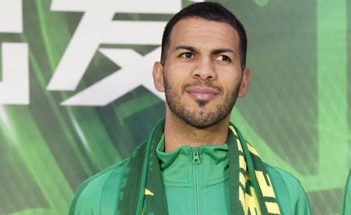 Viera, el primer descarte del Beijing Guoan