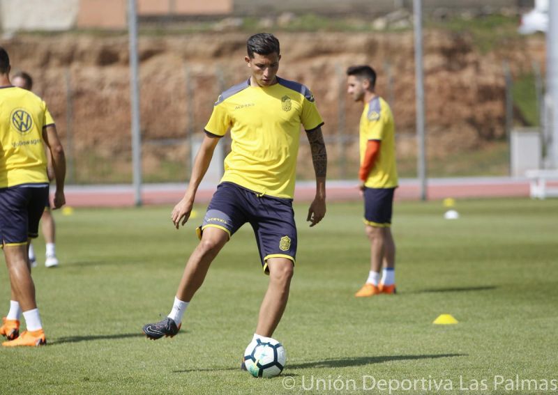 Jémez se lleva a todos a Riazor menos a Emenike y Bigas