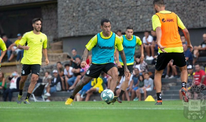 Refuerzos, un 'ochomil' para la UD y tres más