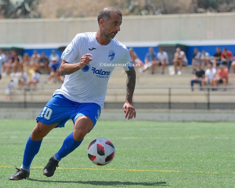 La UD Tamaraceite dice adiós a la etapa de su capitán y mentor, David González