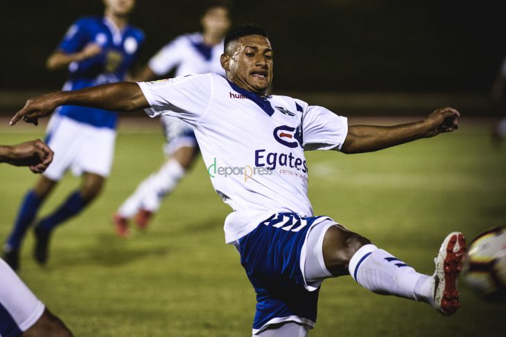 Acosta tiene "una gran oferta" de Dallas