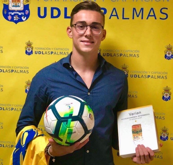 Libro y balón: los socios de Diego Parras