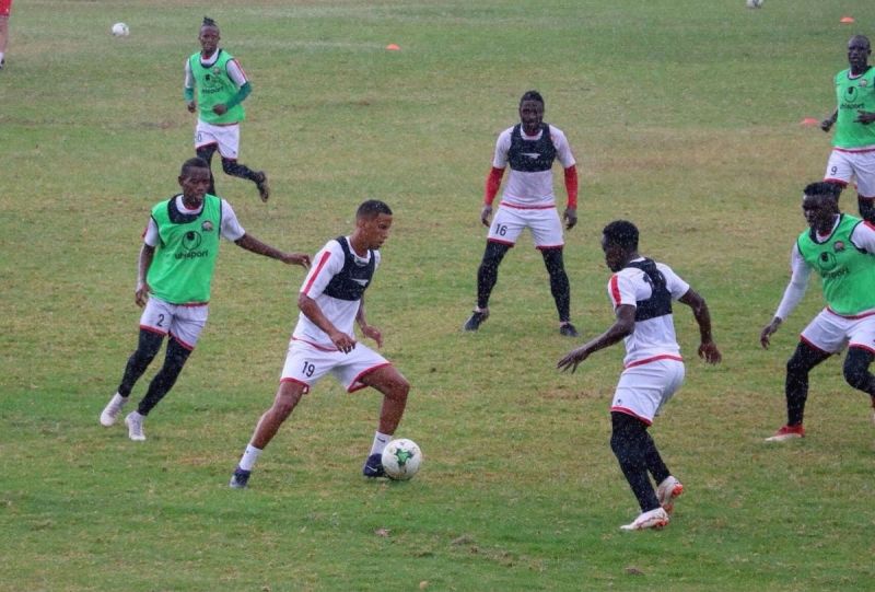 El filial prepara sin Ismael la visita al Reino de León