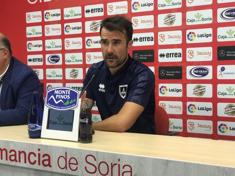 "Seremos atrevidos; ya toca ganar fuera de casa, ante Las Palmas"