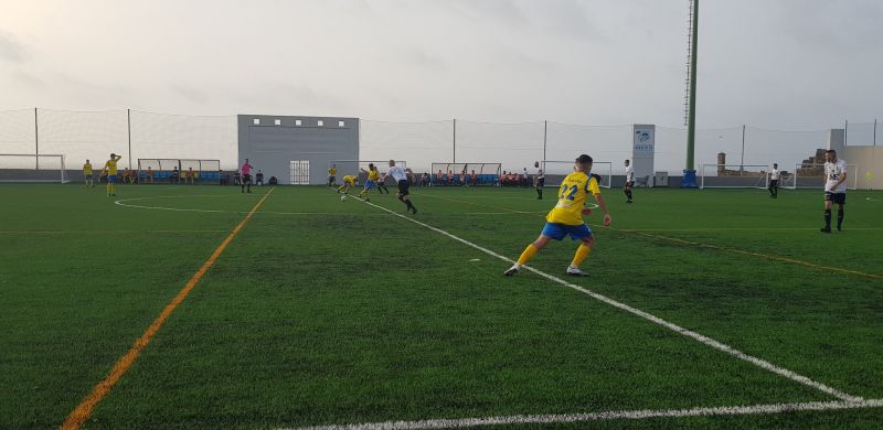 El UJ Costa Ayala vuelve a casa dos años después