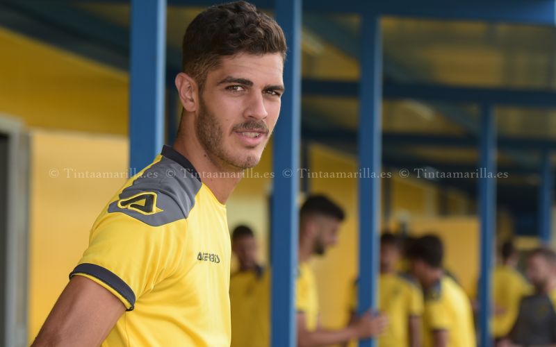 El delantero Aythami Perera publica su adiós a filiales