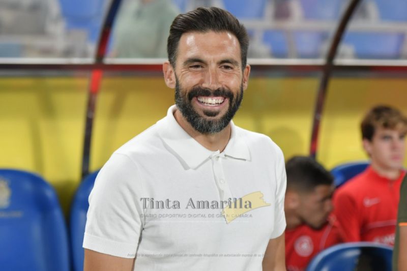 Eder Sarabia elogia a la UD, a Moleiro y a García Pimienta