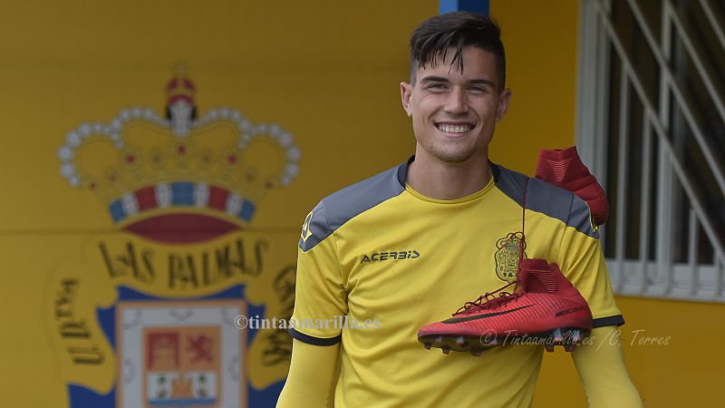 El destino de Edu es Las Palmas Atlético