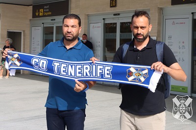 Fernández aterriza en Tenerife