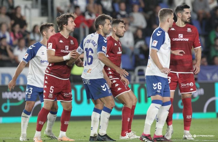 CD Tenerife: De liderato a números de descenso