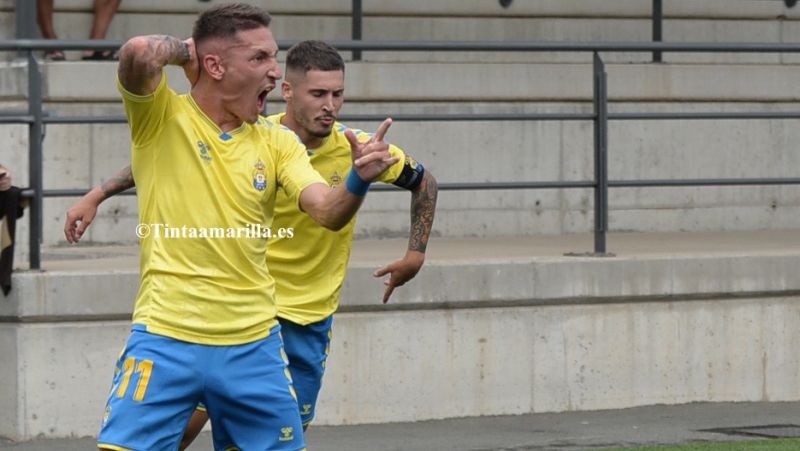 1-2: Elejalde deja helado al Mensajero