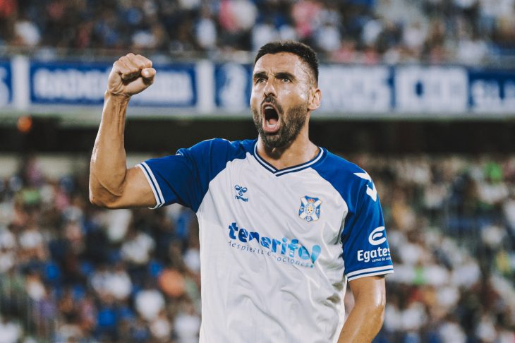 Enric Gallego renueva con el Tenerife