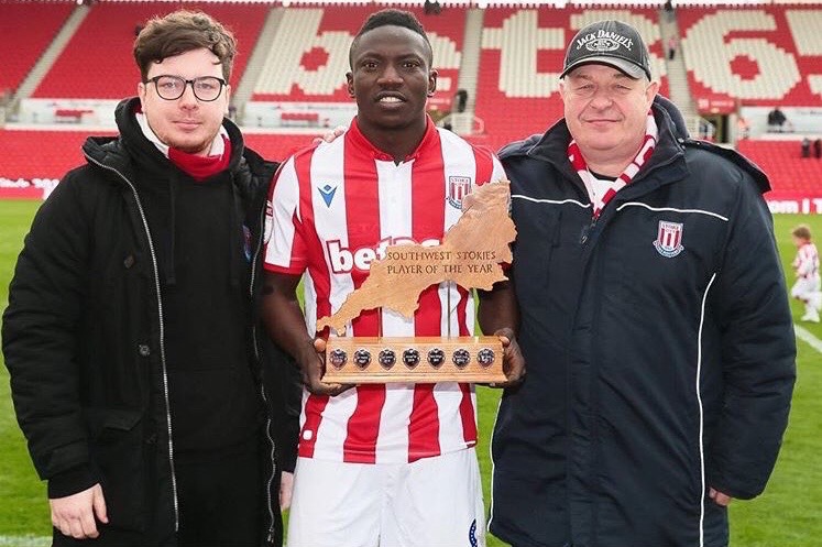 El ex amarillo Etebo, jugador del año en el Stoke City