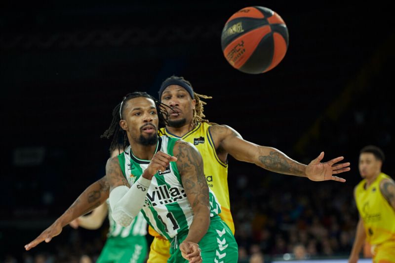 88-82: El Granca no supo frenar al colista ni a Evans