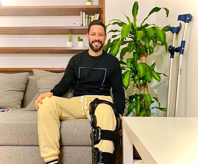 De la Bella esquiva el quirófano