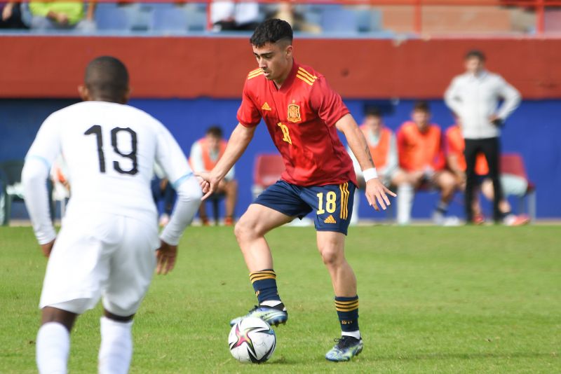 Moleiro y Ale García terminan su labor con la sub19