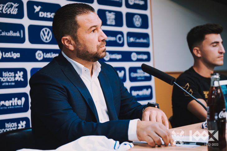 El Tenerife desiste de fichar en el mercado de descartes