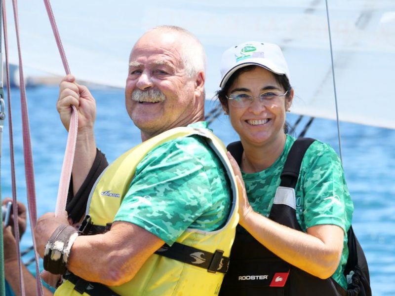 La regata de los botes históricos y la ministra