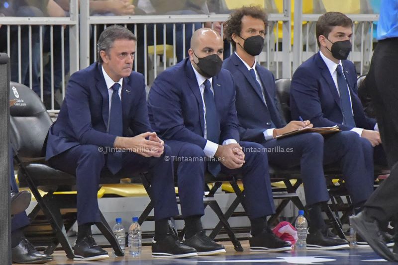 "El equipo sufre sus bajas y da la cara"