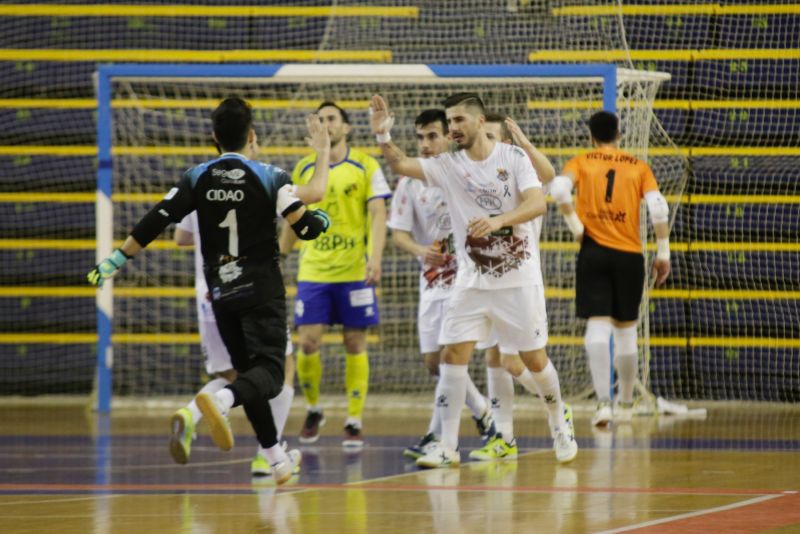 3-7: El Gran Canaria pierde en casa y complica más su salvación