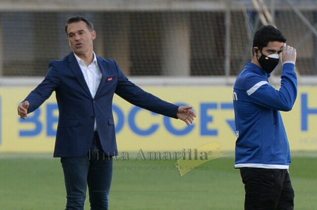 "Las Palmas tiene mucha dinamita arriba"