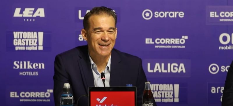 García Plaza antes de jugar con la UD, Sokratis, Morcillo, De Zerbi, ...