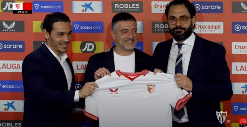 "Me han dicho que haremos un equipazo en el Sevilla"