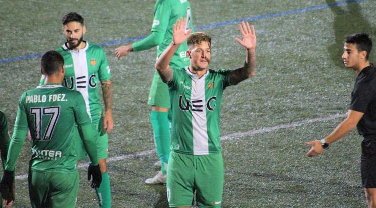 Un gol de Leo Ramírez desata pasiones en Cornellá