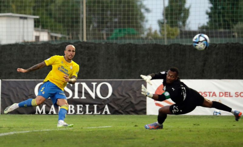 2-0: Muñoz y Sandro dan sentido a un meneo