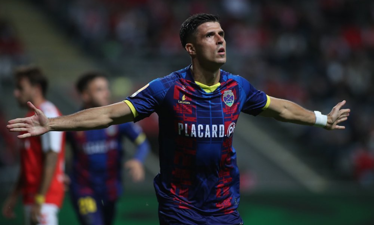 Portugal, el nuevo territorio de caza de Héctor Hernández