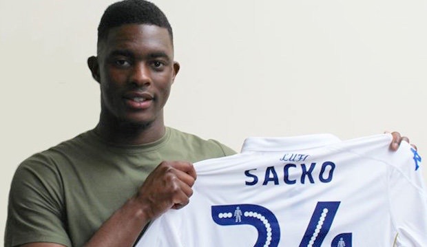 La UD cierra su apuesta por Sacko