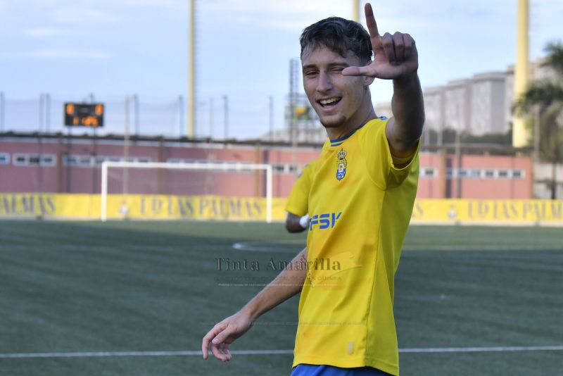 Las Liga canaria de Tercera RFEF está que arde