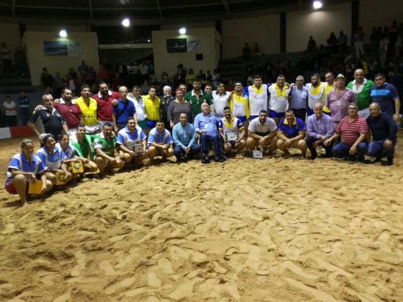 Empate en el homenaje al Pollo de Moya I