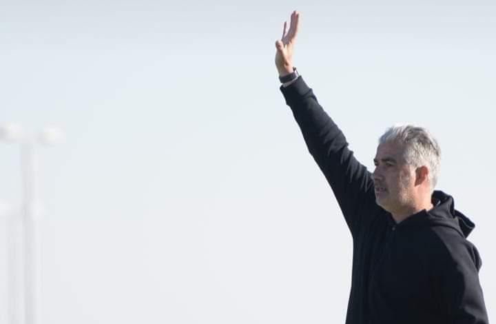 Víctor Afonso debuta con victoria en el fútbol saudí