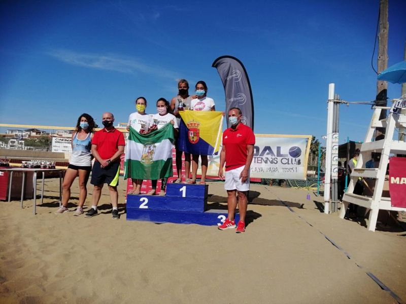 Gran Canaria arrasa en el campeonato de España de Tenis-playa