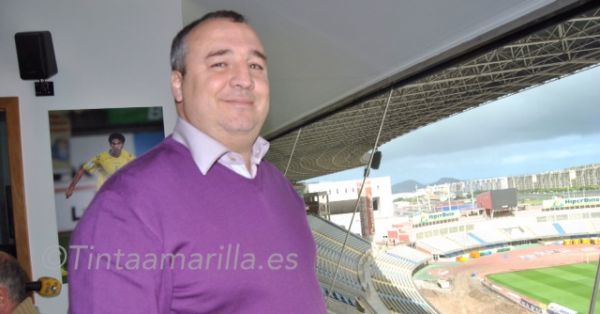 "Mejoraremos el contrato de Viera desde la mesura"