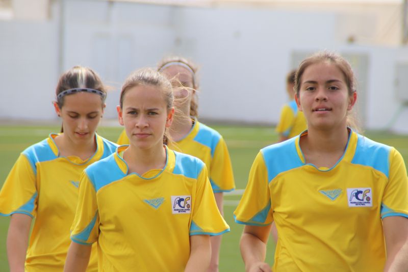 El fútbol base insular también se detiene