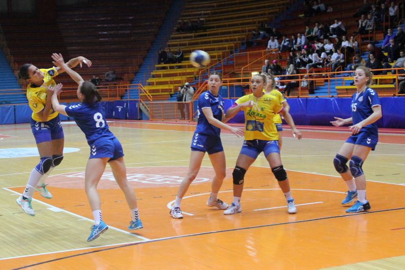 29-24: El Rocasa tendrá que remontar 5 goles