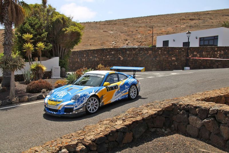 El Porsche de Suárez y Espino se impone en Yaiza