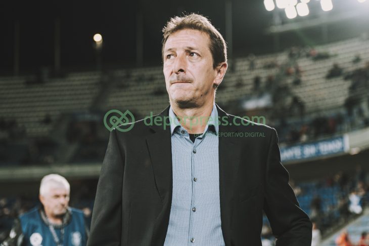 Ramis reprocha a periodistas que se salen "de la curva"