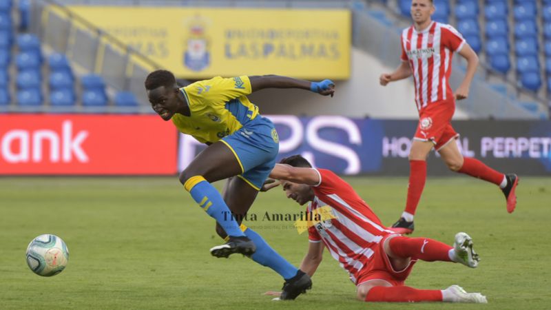 0-0: La UD pellizca, pero no muerde