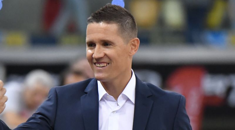 Lakovic espera que sus jugadores salgan "a por todas" en el derbi