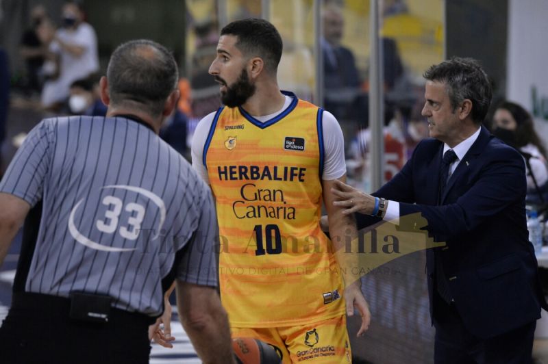 "Estoy orgulloso de la plantilla que tengo"