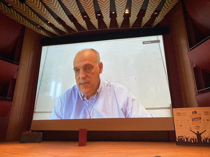 "Antes de final de año habrá el 100% de aficionados en las gradas"