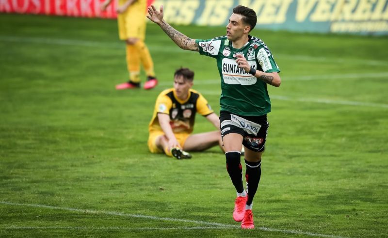 Jefté marca y sigue en racha