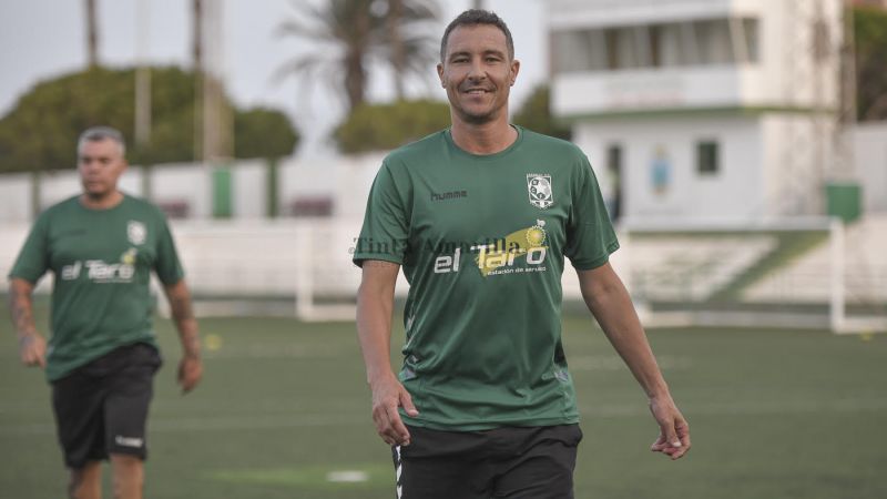 Jero Santana rearma a la nave vikinga de Sardina del Sur