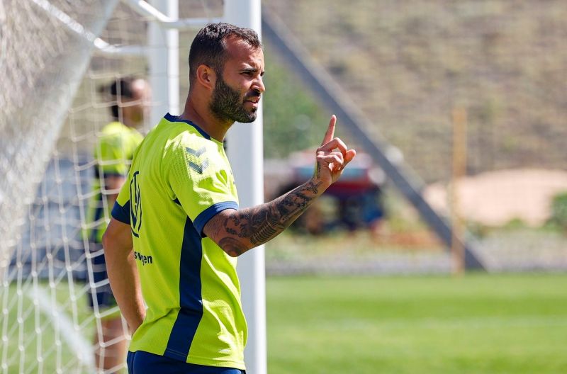 Mel envía un mensaje de tranquilidad a Jesé y otro a Kirian