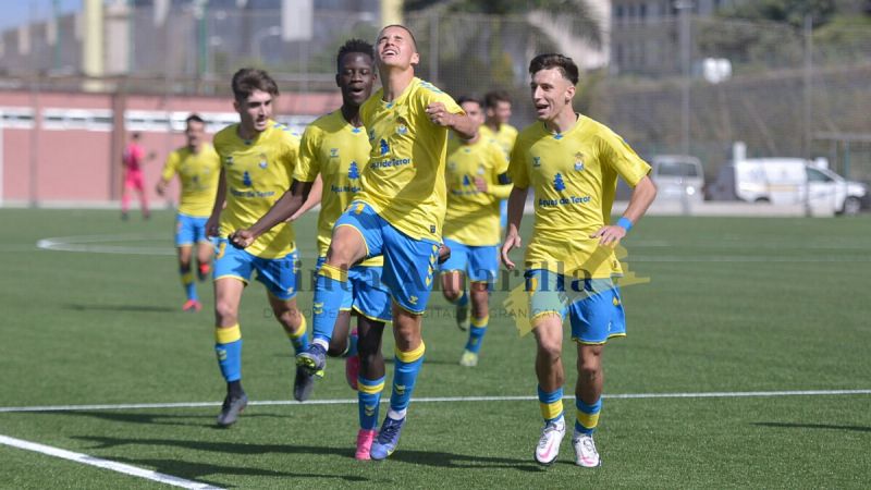 4-0: La UD neutraliza el veneno de la Copa