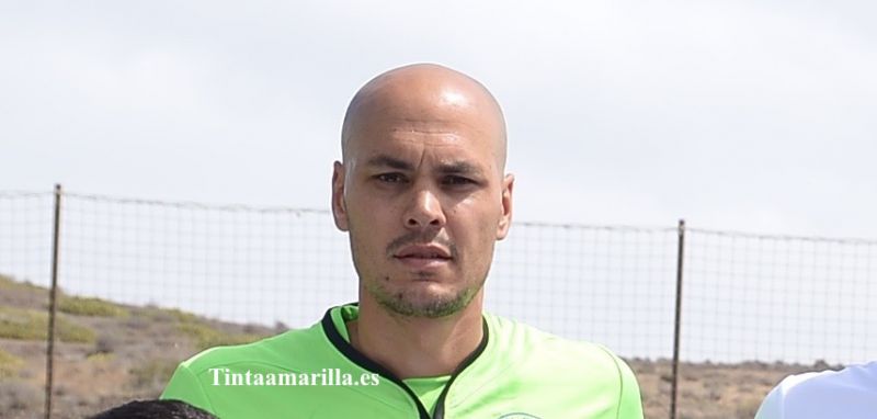 Competición anula la tarjeta roja a Jonay Quintana, portero del Villa